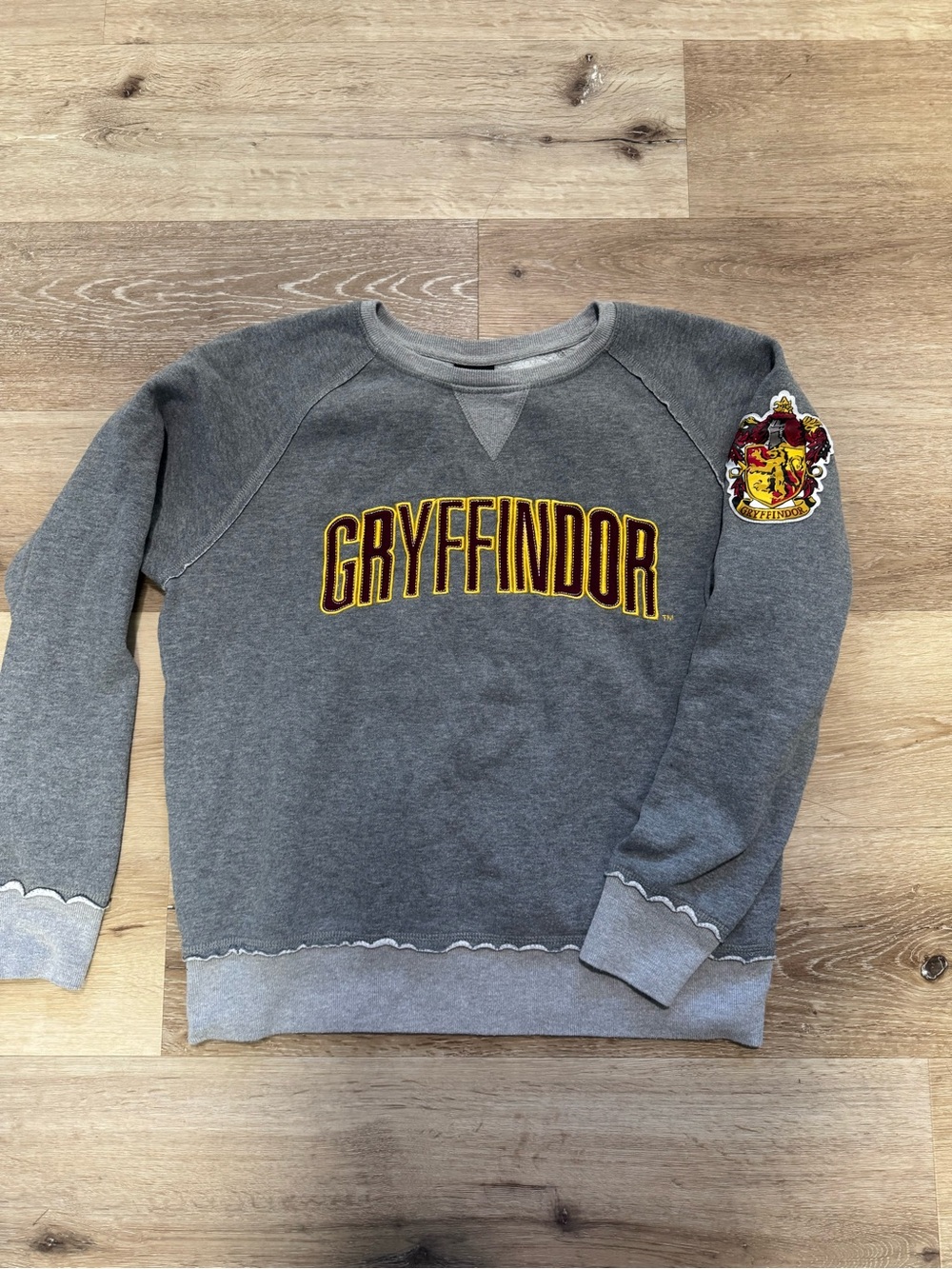 Harry Potter Gryffindor Crewneck Sweater in Grey